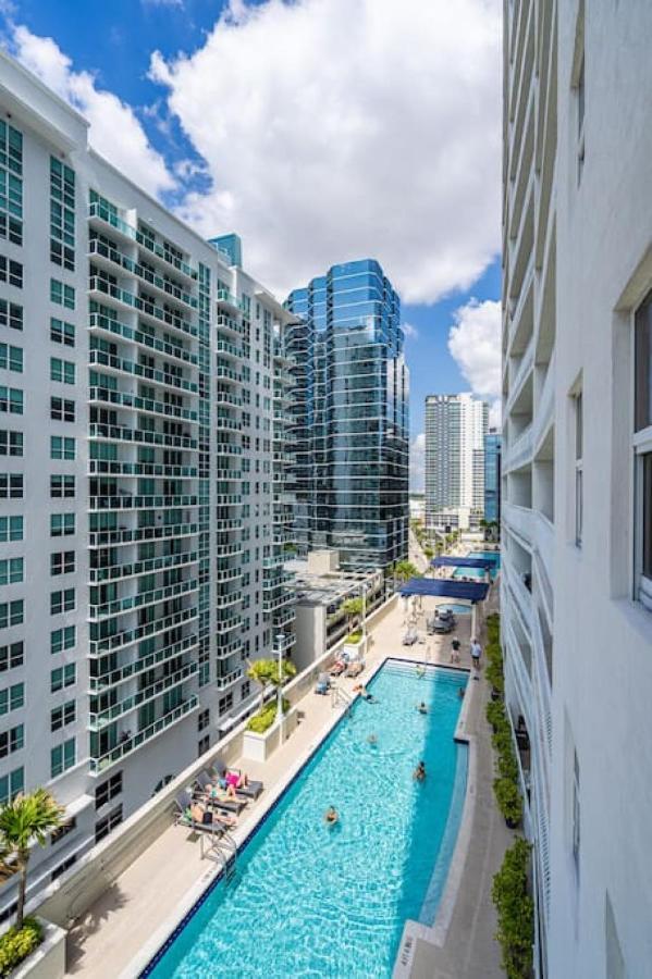 Miami Vice Oceanfront Sky Villa Eksteriør bilde